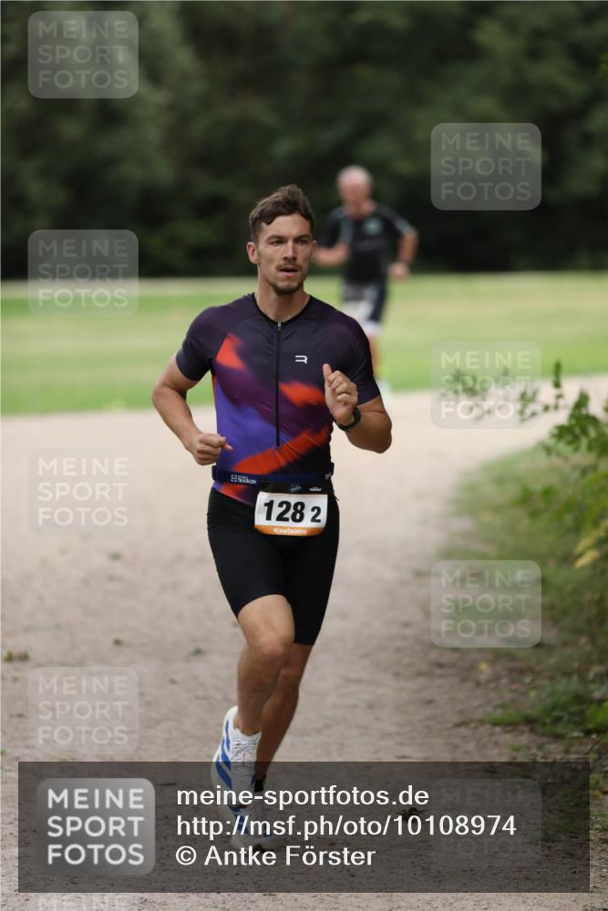 30.08.2026 - Elbe Triathlon Hamburg Antke Förster http://msf.ph/oto/10108974 30.08.2026 15:03:57 Laufen 1282, 4 meine-sportfotos.de
