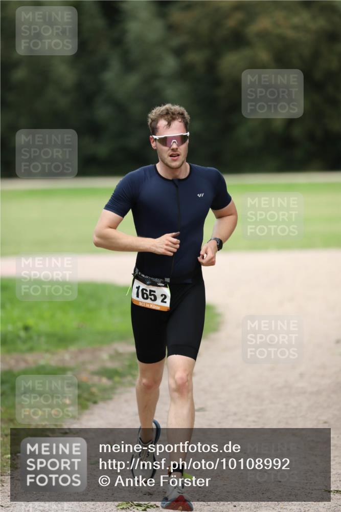 30.08.2026 - Elbe Triathlon Hamburg Antke Förster http://msf.ph/oto/10108992 30.08.2026 15:04:07 Laufen 165, 2 meine-sportfotos.de