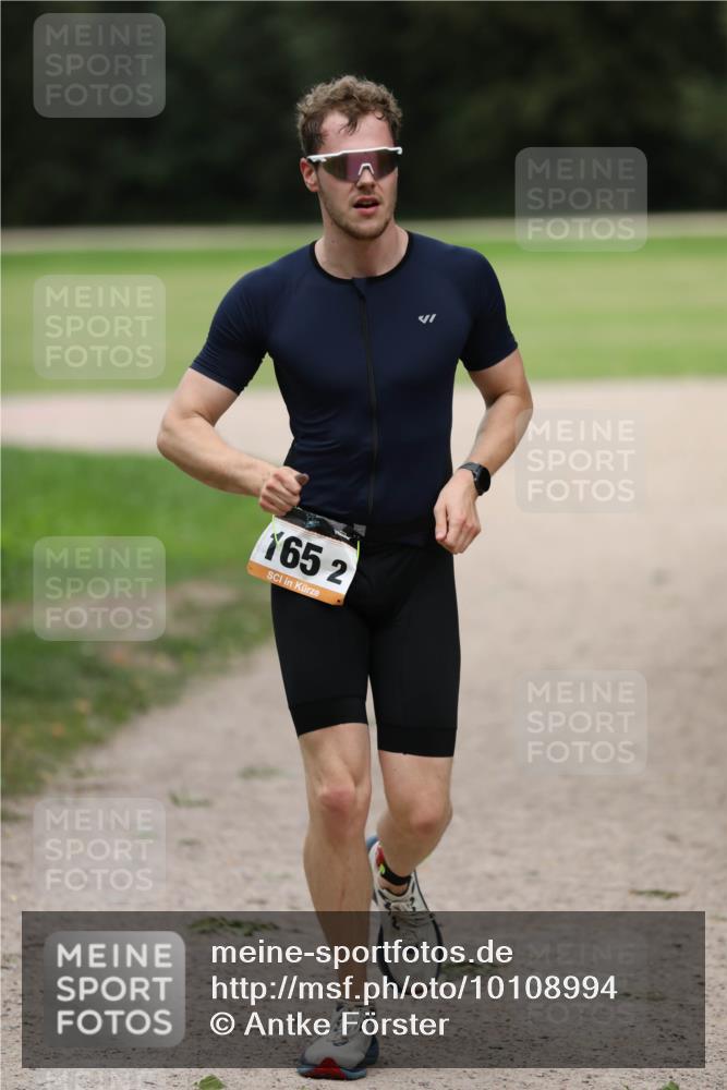 30.08.2026 - Elbe Triathlon Hamburg Antke Förster http://msf.ph/oto/10108994 30.08.2026 15:04:07 Laufen 165, 2 meine-sportfotos.de