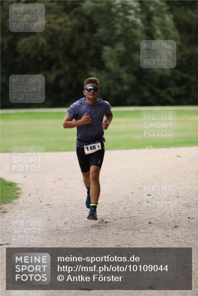 30.08.2026 - Elbe Triathlon Hamburg Antke Förster http://msf.ph/oto/10109044 30.08.2026 15:06:08 Laufen 146, 2 meine-sportfotos.de