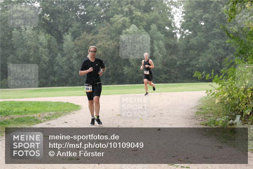 30.08.2026 - Elbe Triathlon Hamburg Antke Förster http://msf.ph/oto/10109049 30.08.2026 15:39:42 Laufen 59, 3 meine-sportfotos.de