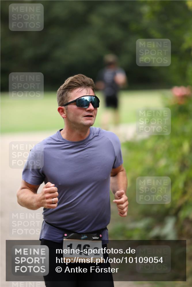 30.08.2026 - Elbe Triathlon Hamburg Antke Förster http://msf.ph/oto/10109054 30.08.2026 15:06:11 Laufen 1462 meine-sportfotos.de