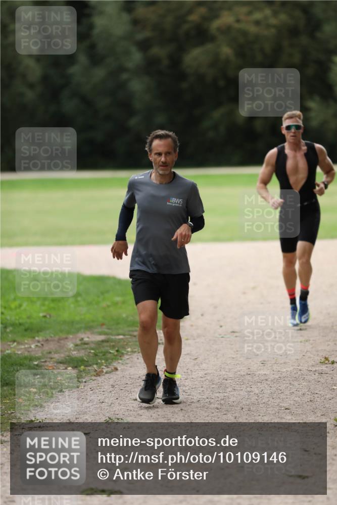 30.08.2026 - Elbe Triathlon Hamburg Antke Förster http://msf.ph/oto/10109146 30.08.2026 15:09:33 Laufen  meine-sportfotos.de
