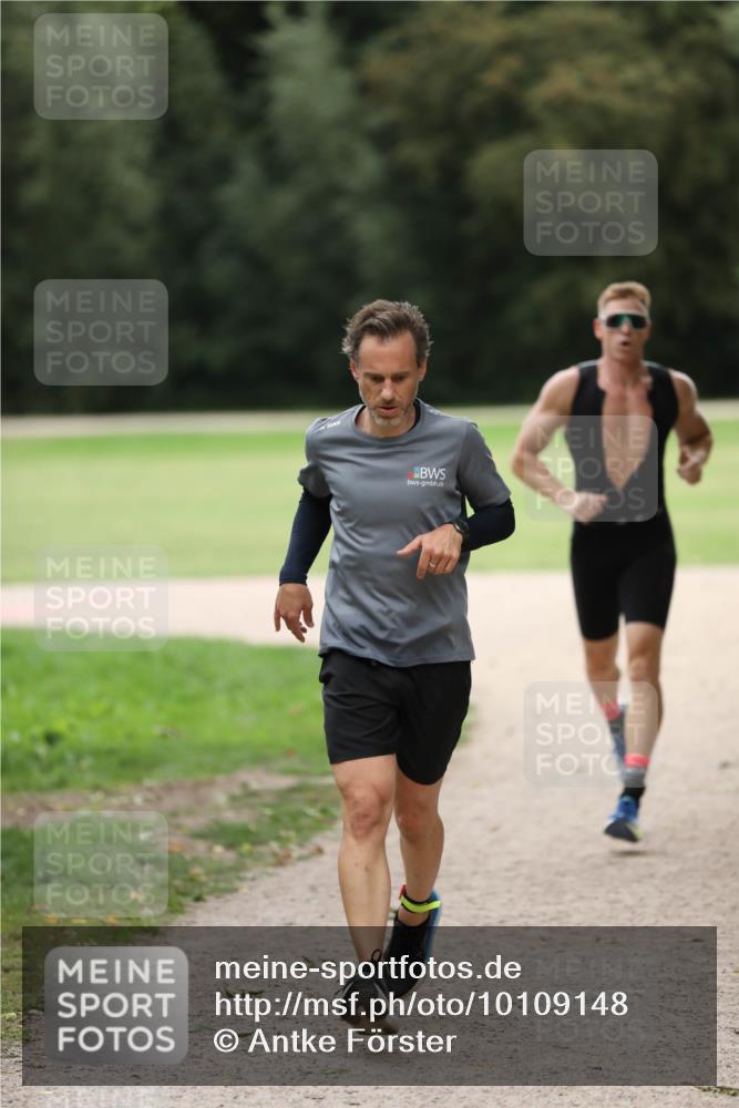 30.08.2026 - Elbe Triathlon Hamburg Antke Förster http://msf.ph/oto/10109148 30.08.2026 15:09:34 Laufen  meine-sportfotos.de