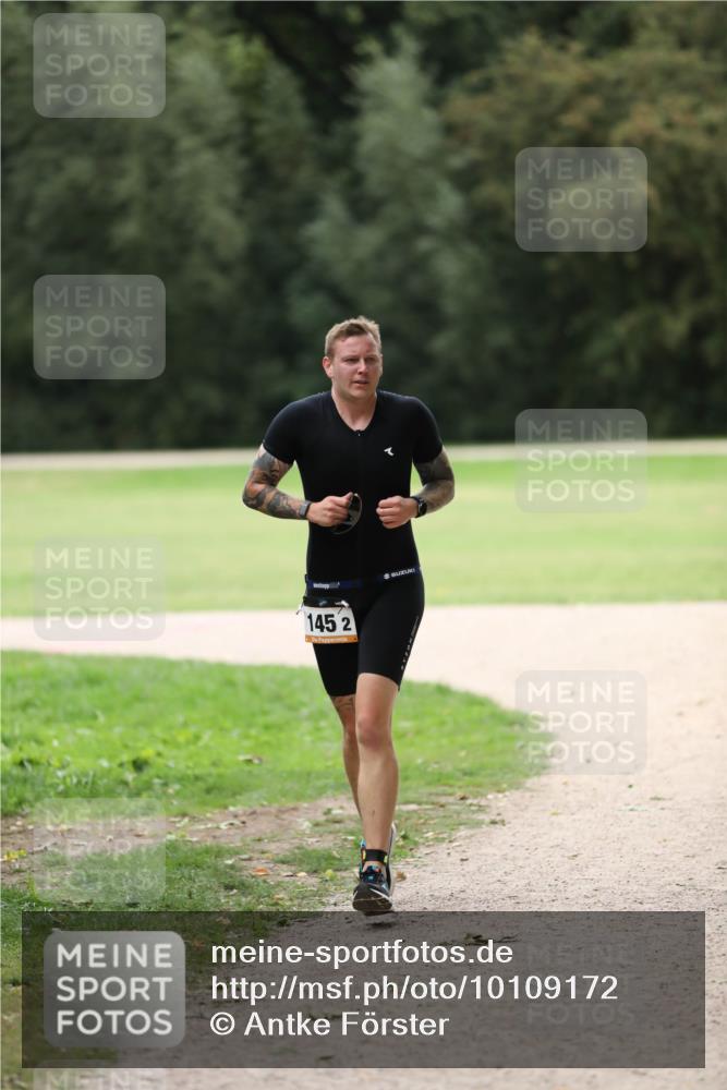 30.08.2026 - Elbe Triathlon Hamburg Antke Förster http://msf.ph/oto/10109172 30.08.2026 15:10:50 Laufen 145, 2 meine-sportfotos.de