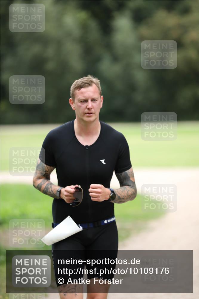 30.08.2026 - Elbe Triathlon Hamburg Antke Förster http://msf.ph/oto/10109176 30.08.2026 15:10:54 Laufen  meine-sportfotos.de