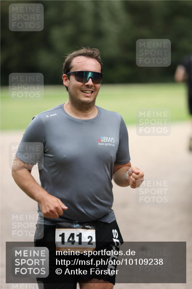 30.08.2026 - Elbe Triathlon Hamburg Antke Förster http://msf.ph/oto/10109238 30.08.2026 15:12:52 Laufen 1412, 1 meine-sportfotos.de