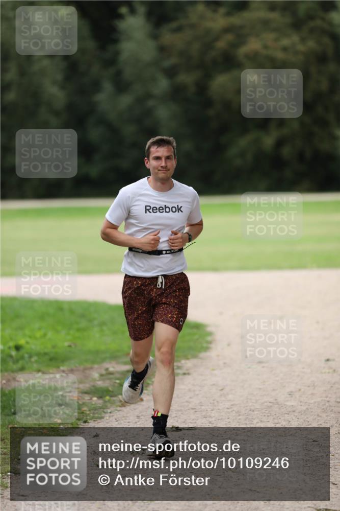 30.08.2026 - Elbe Triathlon Hamburg Antke Förster http://msf.ph/oto/10109246 30.08.2026 15:13:04 Laufen  meine-sportfotos.de
