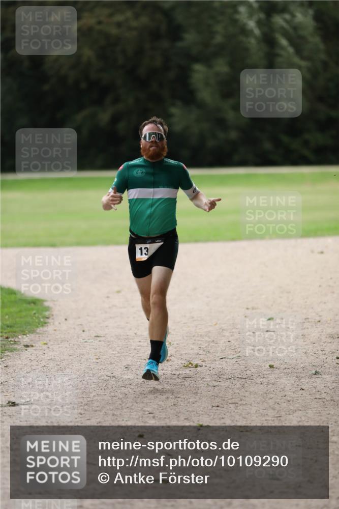 30.08.2026 - Elbe Triathlon Hamburg Antke Förster http://msf.ph/oto/10109290 30.08.2026 15:19:56 Laufen 13 meine-sportfotos.de