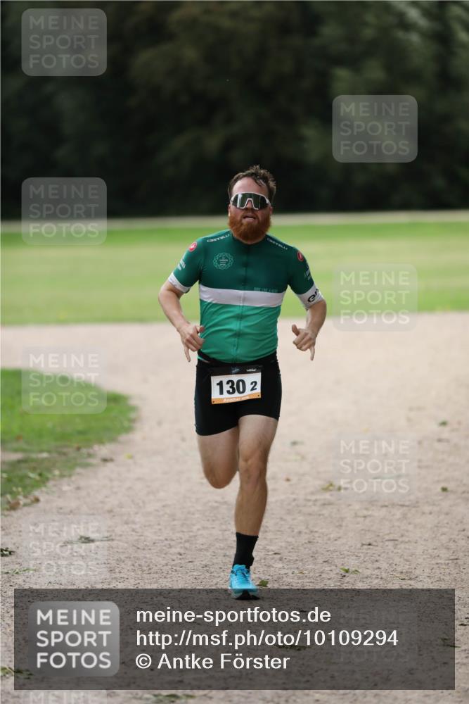 30.08.2026 - Elbe Triathlon Hamburg Antke Förster http://msf.ph/oto/10109294 30.08.2026 15:19:56 Laufen 130, 2 meine-sportfotos.de