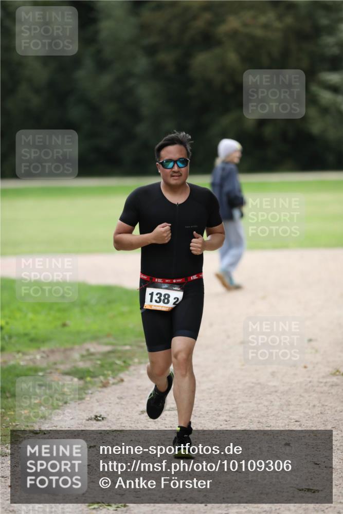 30.08.2026 - Elbe Triathlon Hamburg Antke Förster http://msf.ph/oto/10109306 30.08.2026 15:20:16 Laufen 138, 2 meine-sportfotos.de