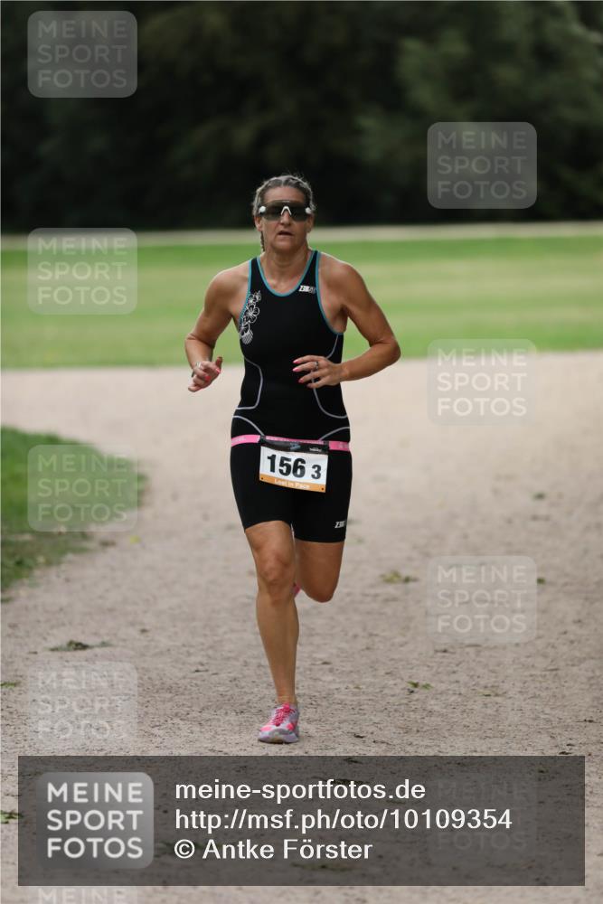 30.08.2026 - Elbe Triathlon Hamburg Antke Förster http://msf.ph/oto/10109354 30.08.2026 15:30:40 Laufen 13, 0, 156, 3, 23 meine-sportfotos.de