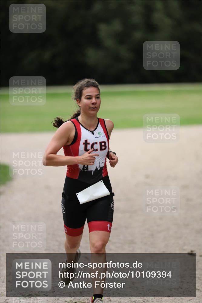 30.08.2026 - Elbe Triathlon Hamburg Antke Förster http://msf.ph/oto/10109394 30.08.2026 15:33:03 Laufen  meine-sportfotos.de