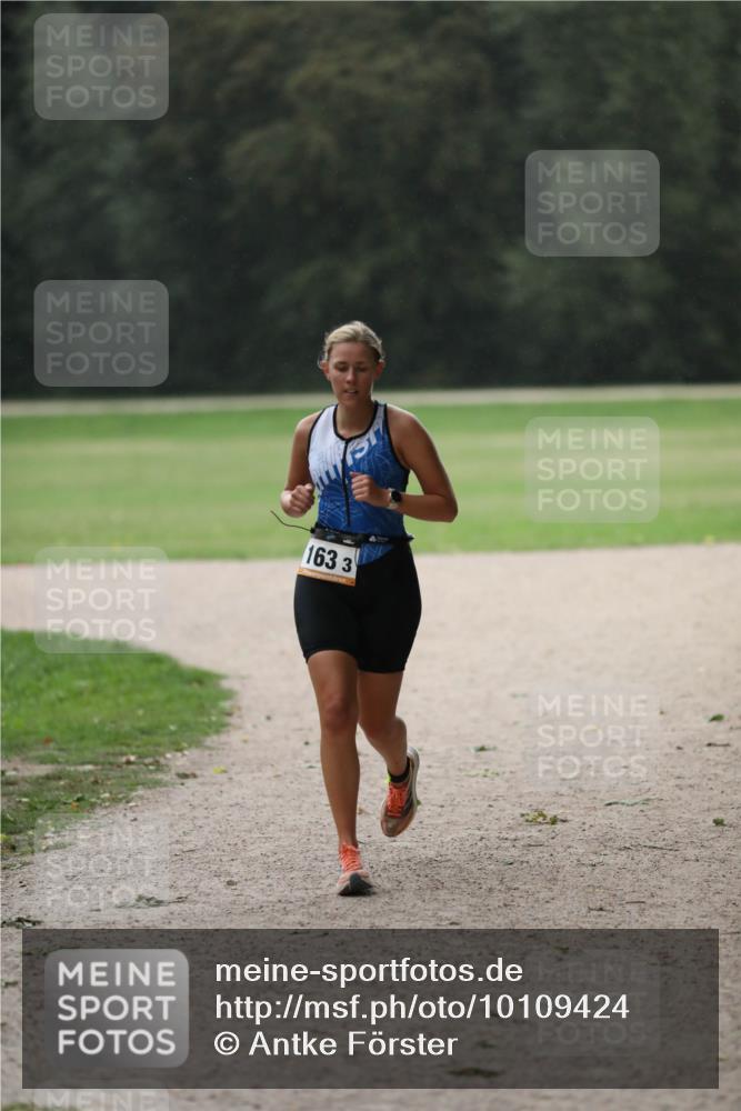 30.08.2026 - Elbe Triathlon Hamburg Antke Förster http://msf.ph/oto/10109424 30.08.2026 15:38:55 Laufen 163, 3 meine-sportfotos.de
