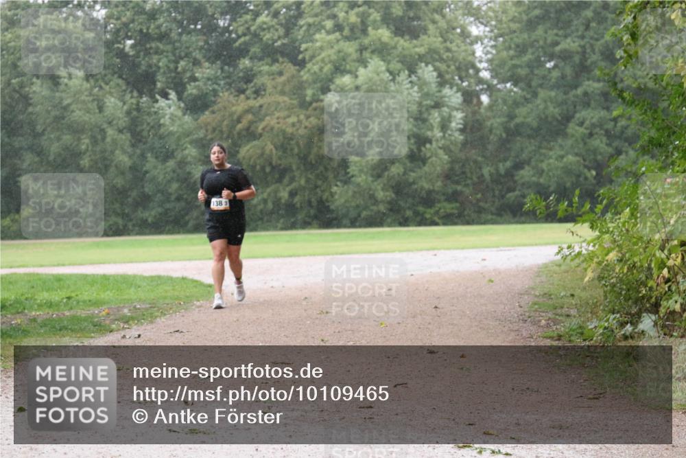 30.08.2026 - Elbe Triathlon Hamburg Antke Förster http://msf.ph/oto/10109465 30.08.2026 16:06:11 Laufen 138, 3 meine-sportfotos.de