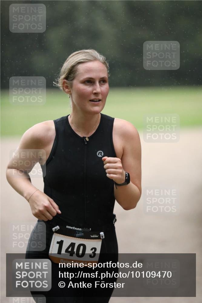 30.08.2026 - Elbe Triathlon Hamburg Antke Förster http://msf.ph/oto/10109470 30.08.2026 15:39:51 Laufen 1403, 9 meine-sportfotos.de