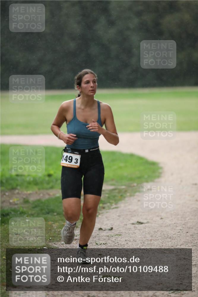 30.08.2026 - Elbe Triathlon Hamburg Antke Förster http://msf.ph/oto/10109488 30.08.2026 15:40:44 Laufen 149, 3 meine-sportfotos.de