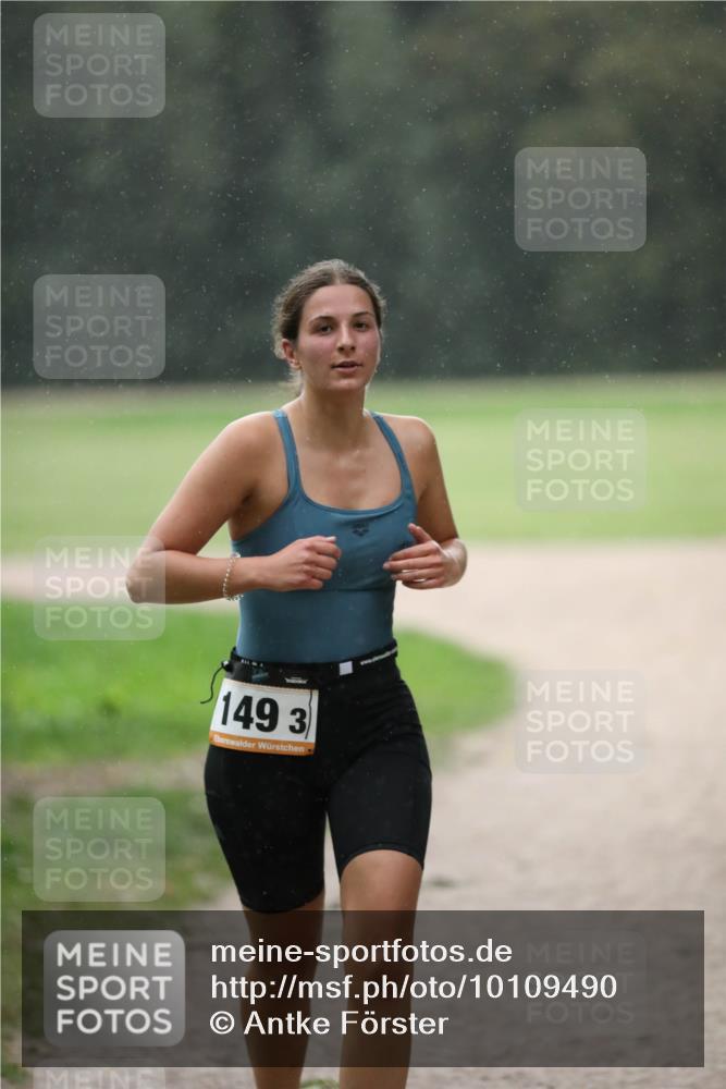 30.08.2026 - Elbe Triathlon Hamburg Antke Förster http://msf.ph/oto/10109490 30.08.2026 15:40:46 Laufen 149, 3 meine-sportfotos.de