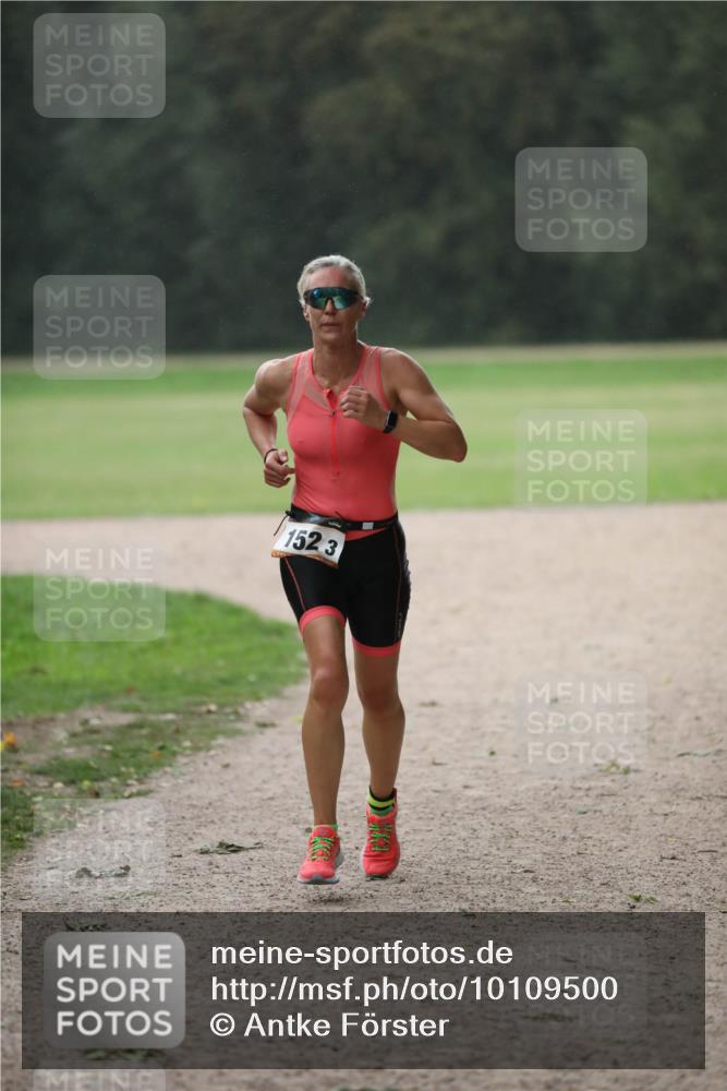 30.08.2026 - Elbe Triathlon Hamburg Antke Förster http://msf.ph/oto/10109500 30.08.2026 15:41:23 Laufen 152, 3 meine-sportfotos.de
