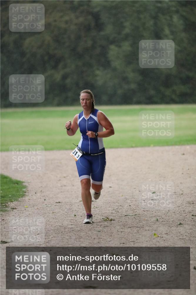 30.08.2026 - Elbe Triathlon Hamburg Antke Förster http://msf.ph/oto/10109558 30.08.2026 15:43:41 Laufen 31, 3 meine-sportfotos.de