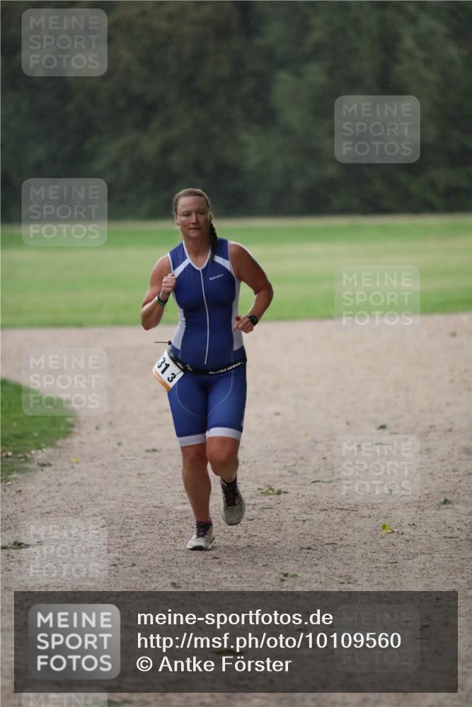 30.08.2026 - Elbe Triathlon Hamburg Antke Förster http://msf.ph/oto/10109560 30.08.2026 15:43:41 Laufen 31, 3, 1 meine-sportfotos.de