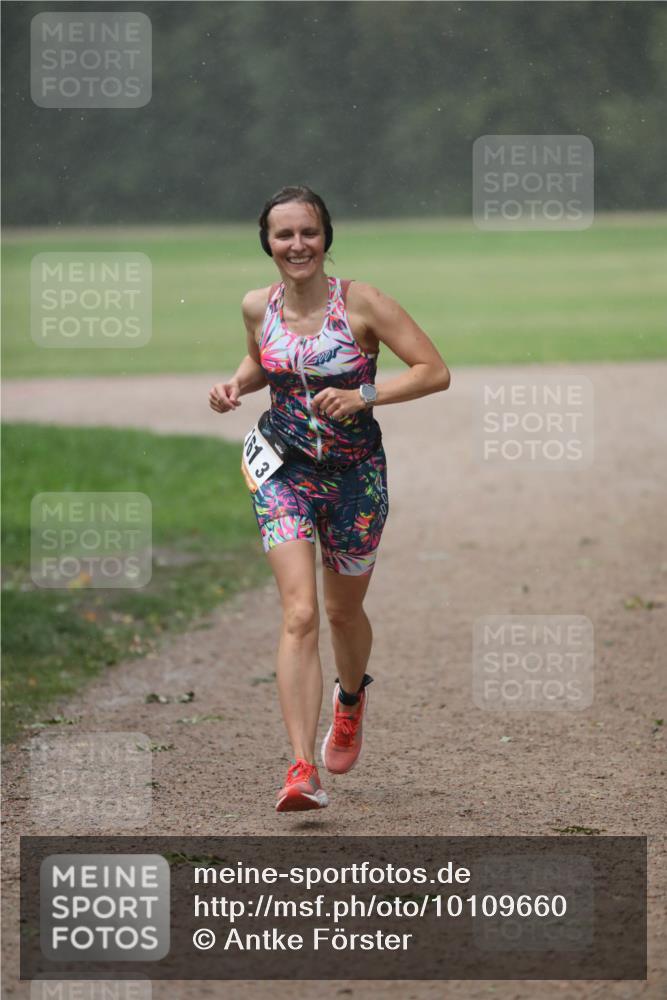30.08.2026 - Elbe Triathlon Hamburg Antke Förster http://msf.ph/oto/10109660 30.08.2026 15:47:59 Laufen  meine-sportfotos.de