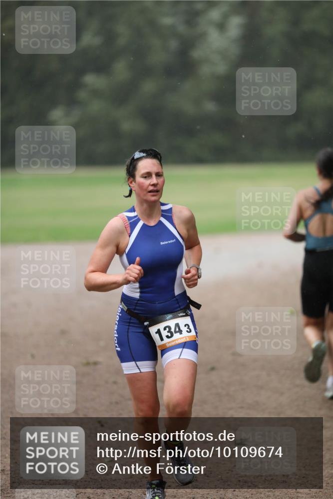 30.08.2026 - Elbe Triathlon Hamburg Antke Förster http://msf.ph/oto/10109674 30.08.2026 15:48:31 Laufen 1343, 3 meine-sportfotos.de