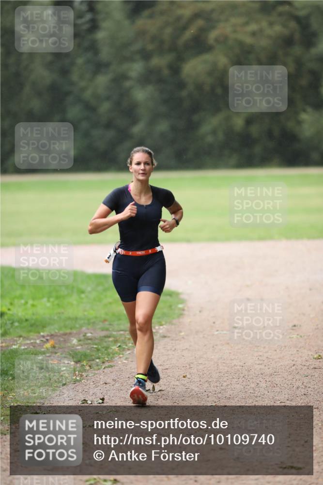 30.08.2026 - Elbe Triathlon Hamburg Antke Förster http://msf.ph/oto/10109740 30.08.2026 15:52:57 Laufen  meine-sportfotos.de