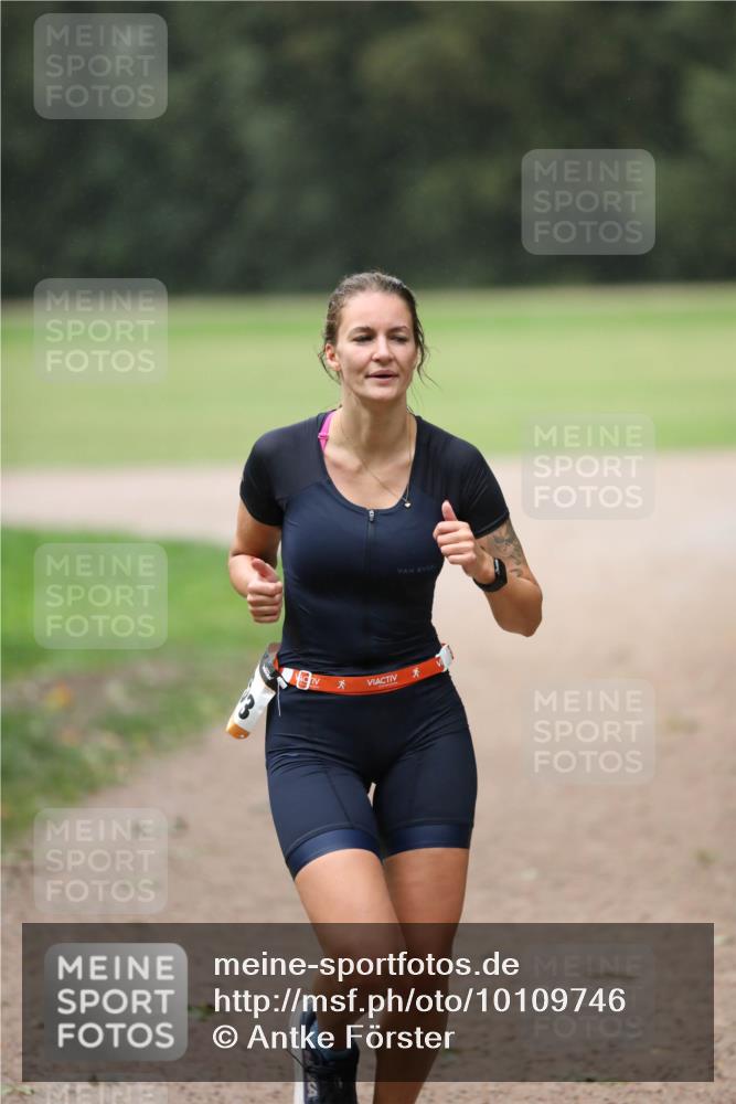 30.08.2026 - Elbe Triathlon Hamburg Antke Förster http://msf.ph/oto/10109746 30.08.2026 15:52:59 Laufen  meine-sportfotos.de
