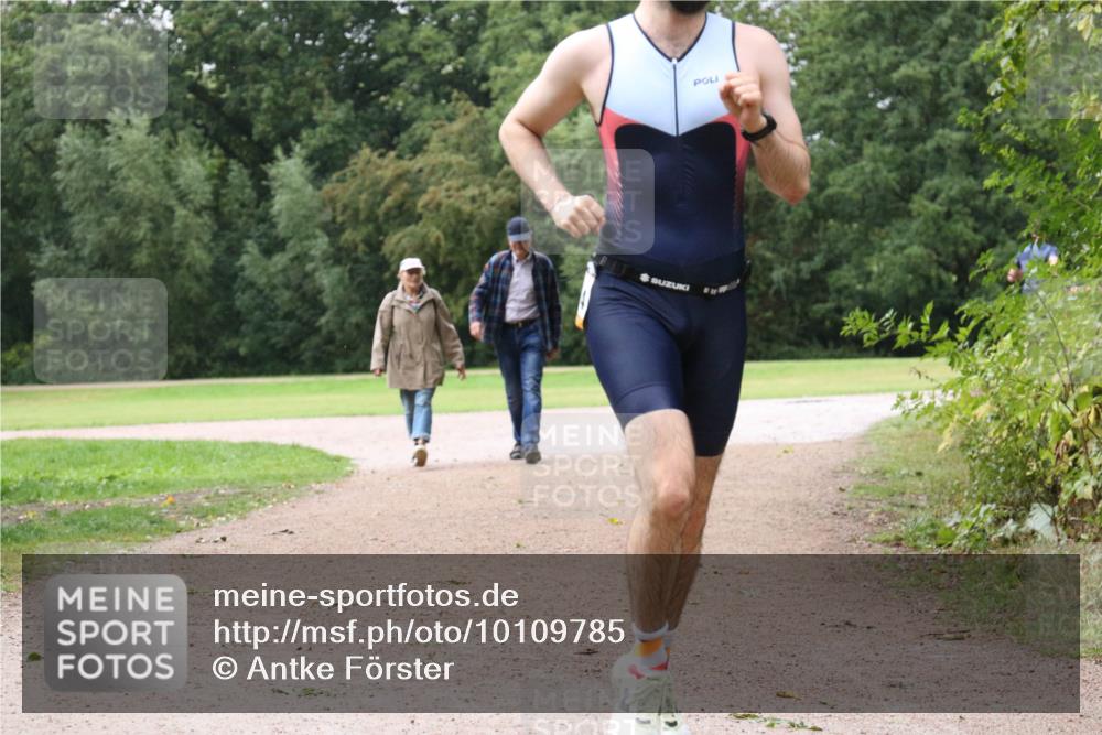 30.08.2026 - Elbe Triathlon Hamburg Antke Förster http://msf.ph/oto/10109785 30.08.2026 16:25:46 Laufen  meine-sportfotos.de