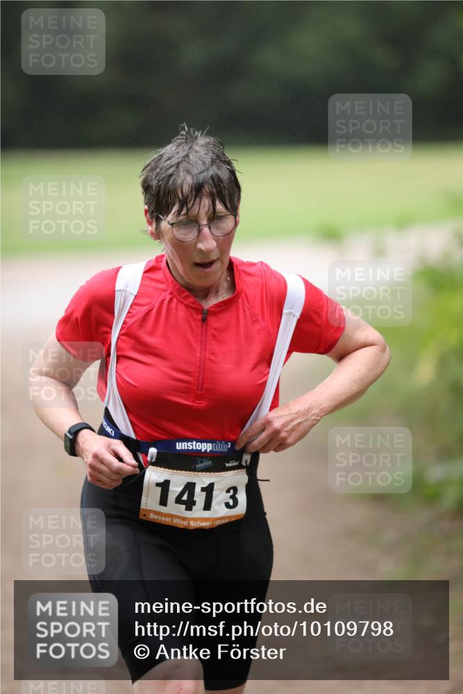 30.08.2026 - Elbe Triathlon Hamburg Antke Förster http://msf.ph/oto/10109798 30.08.2026 15:57:56 Laufen 1413 meine-sportfotos.de
