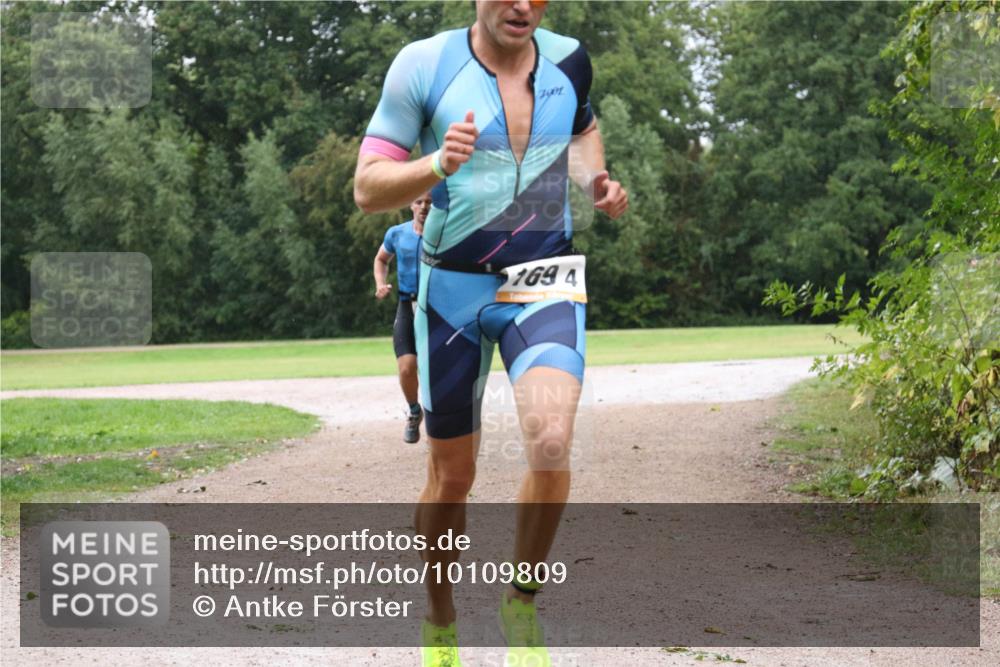30.08.2026 - Elbe Triathlon Hamburg Antke Förster http://msf.ph/oto/10109809 30.08.2026 16:26:38 Laufen 1901, 169, 4 meine-sportfotos.de