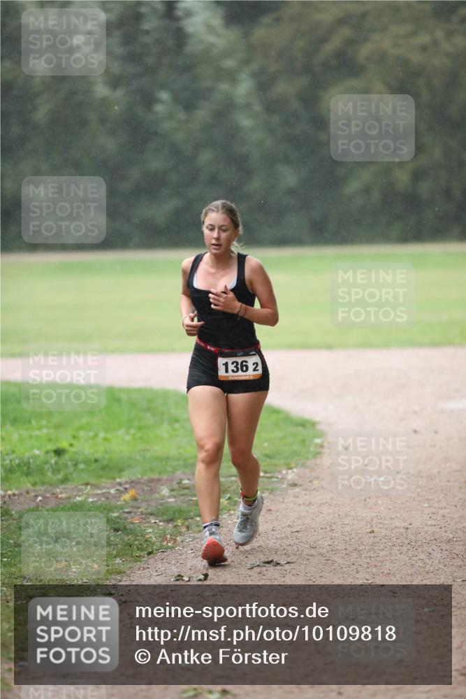 30.08.2026 - Elbe Triathlon Hamburg Antke Förster http://msf.ph/oto/10109818 30.08.2026 15:59:57 Laufen 136, 2, 5 meine-sportfotos.de