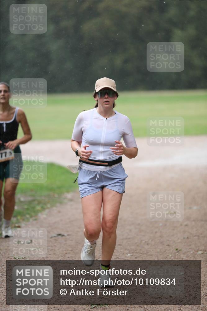 30.08.2026 - Elbe Triathlon Hamburg Antke Förster http://msf.ph/oto/10109834 30.08.2026 16:01:39 Laufen 775 meine-sportfotos.de