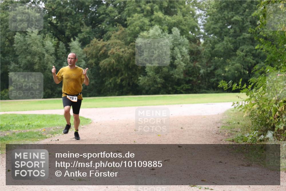 30.08.2026 - Elbe Triathlon Hamburg Antke Förster http://msf.ph/oto/10109885 30.08.2026 16:31:07 Laufen 78, 4 meine-sportfotos.de