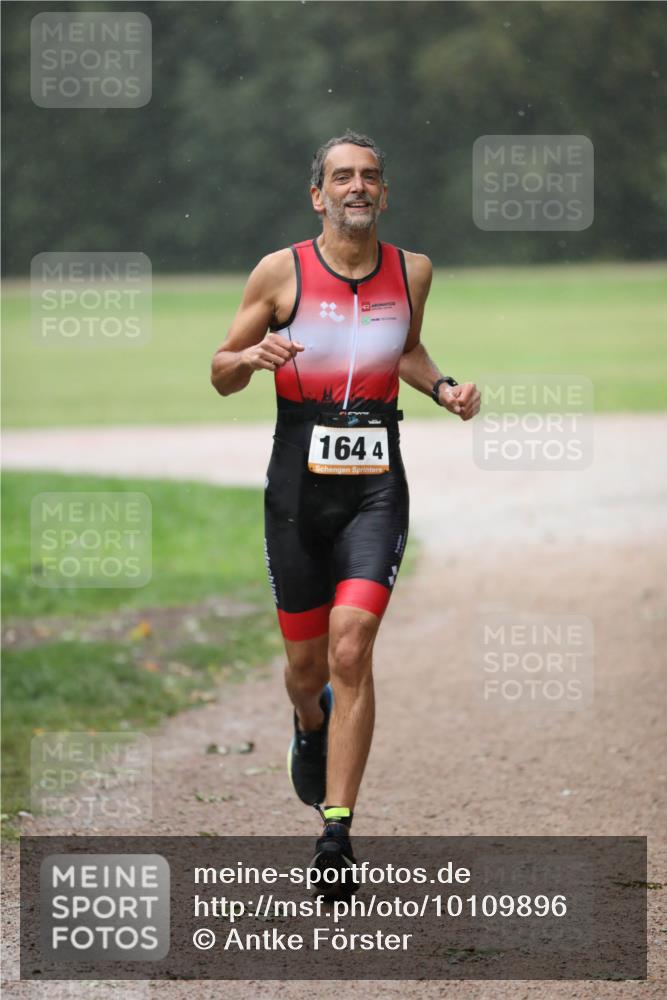 30.08.2026 - Elbe Triathlon Hamburg Antke Förster http://msf.ph/oto/10109896 30.08.2026 16:07:38 Laufen 1644 meine-sportfotos.de