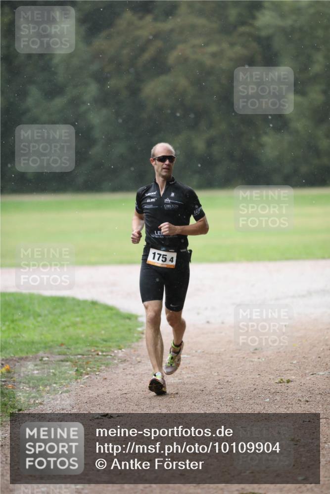 30.08.2026 - Elbe Triathlon Hamburg Antke Förster http://msf.ph/oto/10109904 30.08.2026 16:09:21 Laufen 175, 4 meine-sportfotos.de