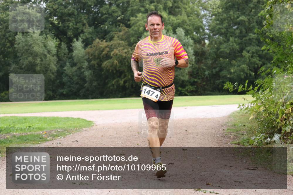 30.08.2026 - Elbe Triathlon Hamburg Antke Förster http://msf.ph/oto/10109965 30.08.2026 16:41:00 Laufen 147, 4 meine-sportfotos.de