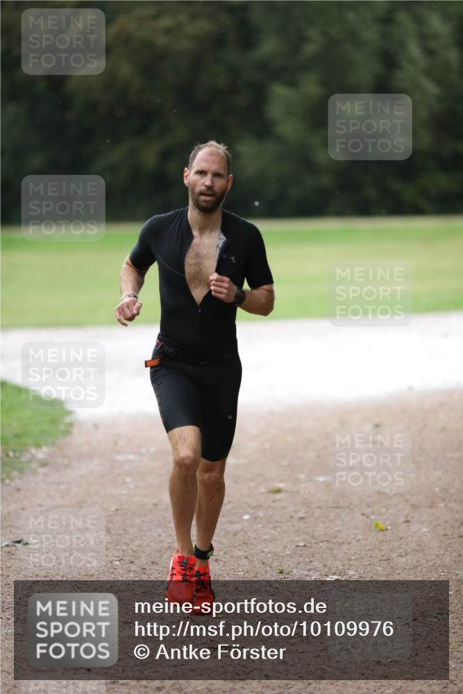 30.08.2026 - Elbe Triathlon Hamburg Antke Förster http://msf.ph/oto/10109976 30.08.2026 16:16:14 Laufen  meine-sportfotos.de