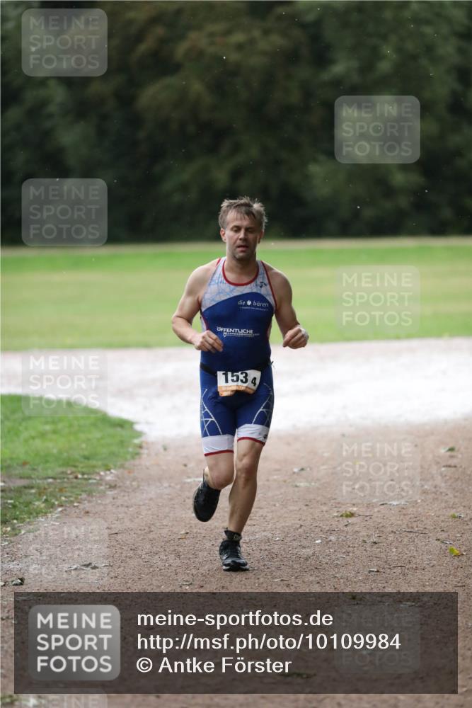 30.08.2026 - Elbe Triathlon Hamburg Antke Förster http://msf.ph/oto/10109984 30.08.2026 16:17:02 Laufen 153, 4 meine-sportfotos.de