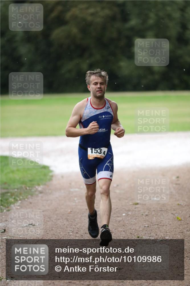 30.08.2026 - Elbe Triathlon Hamburg Antke Förster http://msf.ph/oto/10109986 30.08.2026 16:17:02 Laufen 153 meine-sportfotos.de