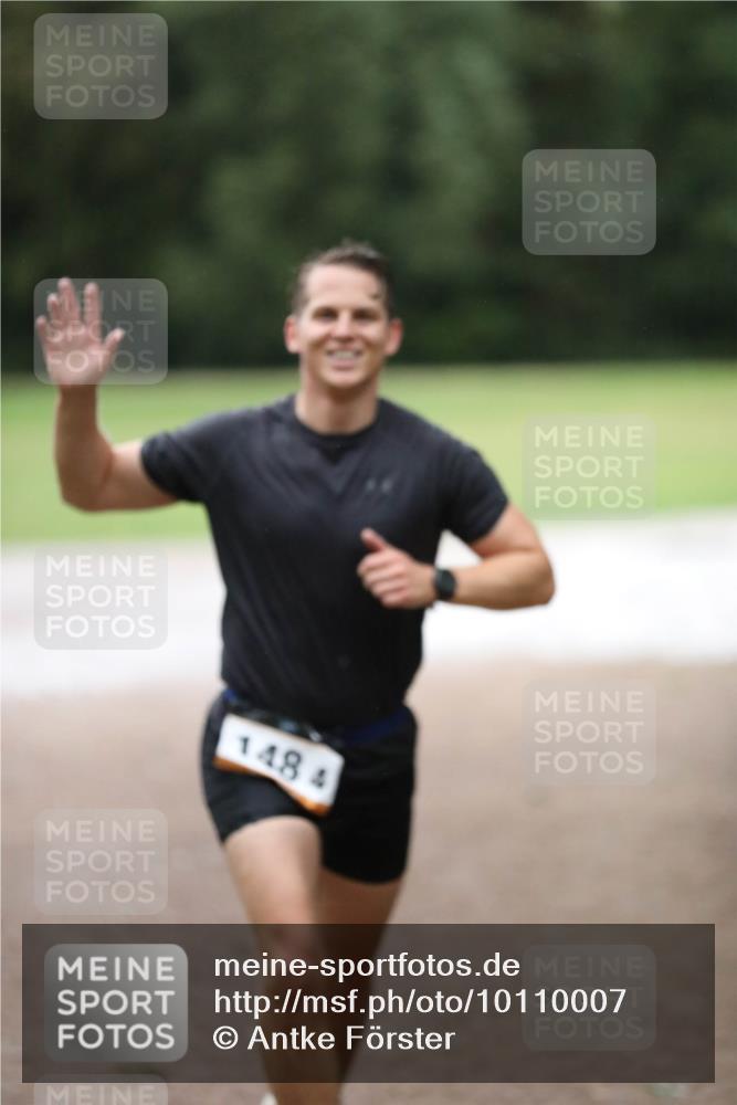 30.08.2026 - Elbe Triathlon Hamburg Antke Förster http://msf.ph/oto/10110007 30.08.2026 16:17:39 Laufen 1484 meine-sportfotos.de