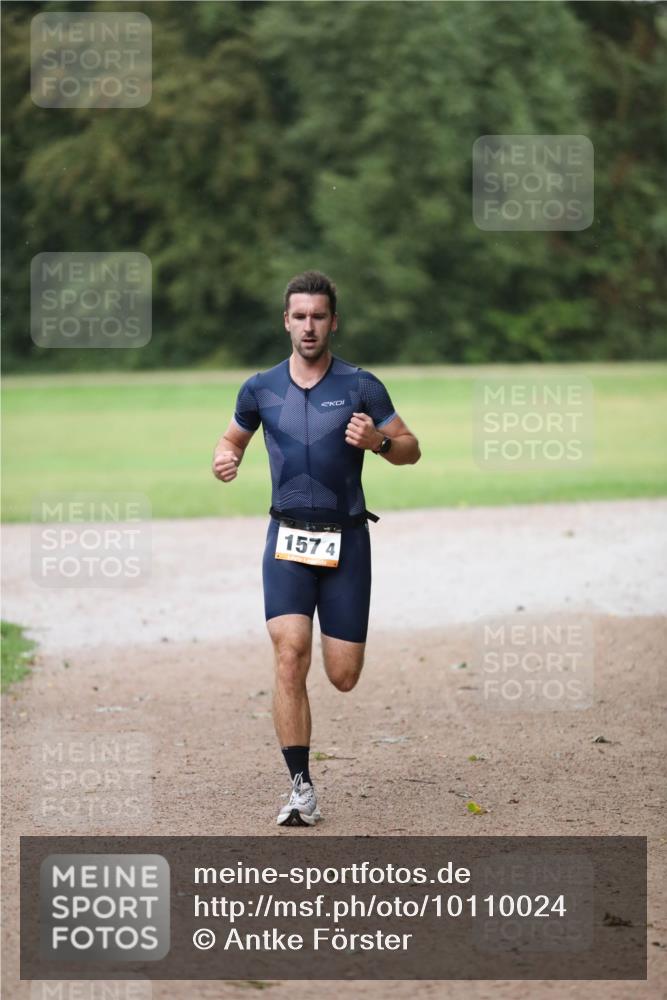 30.08.2026 - Elbe Triathlon Hamburg Antke Förster http://msf.ph/oto/10110024 30.08.2026 16:20:24 Laufen 1574, 12 meine-sportfotos.de