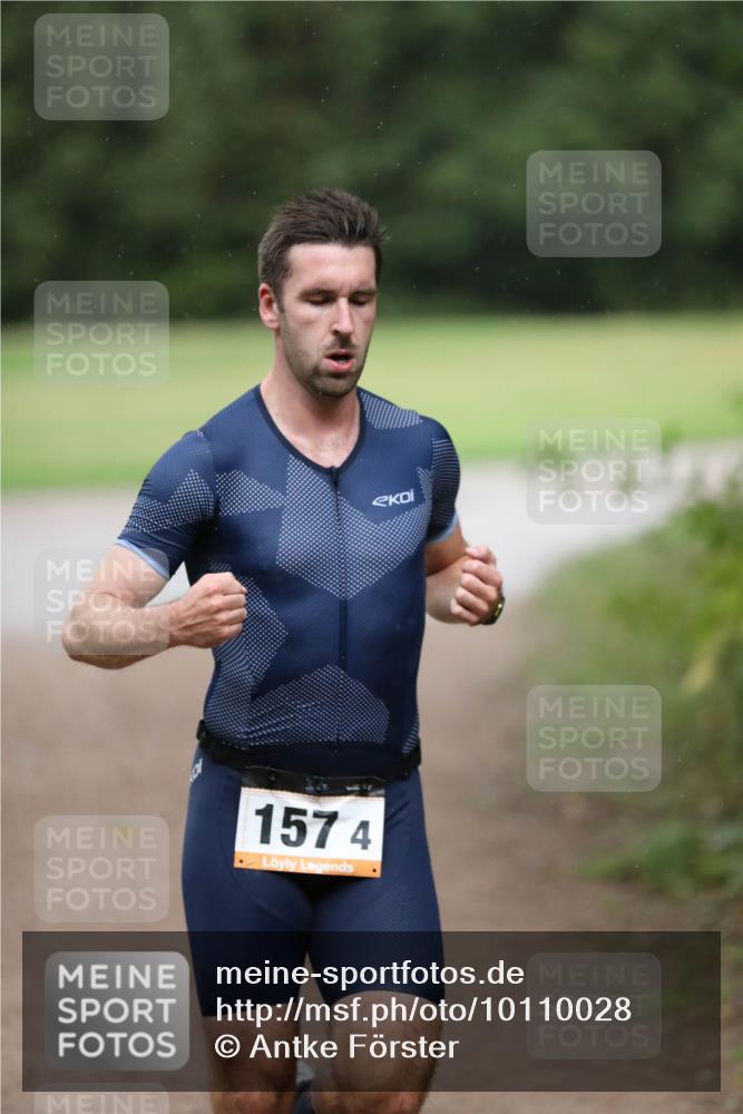 30.08.2026 - Elbe Triathlon Hamburg Antke Förster http://msf.ph/oto/10110028 30.08.2026 16:20:26 Laufen 1574 meine-sportfotos.de