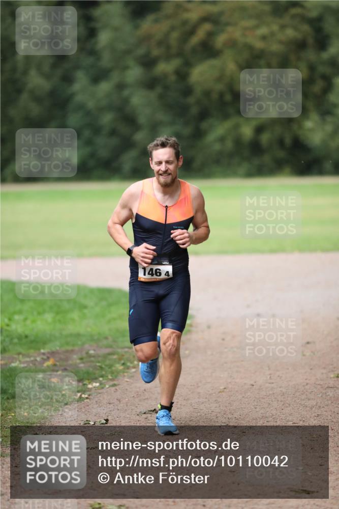 30.08.2026 - Elbe Triathlon Hamburg Antke Förster http://msf.ph/oto/10110042 30.08.2026 16:21:22 Laufen 146, 4 meine-sportfotos.de