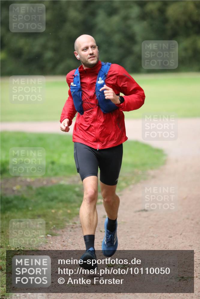 30.08.2026 - Elbe Triathlon Hamburg Antke Förster http://msf.ph/oto/10110050 30.08.2026 16:21:47 Laufen  meine-sportfotos.de