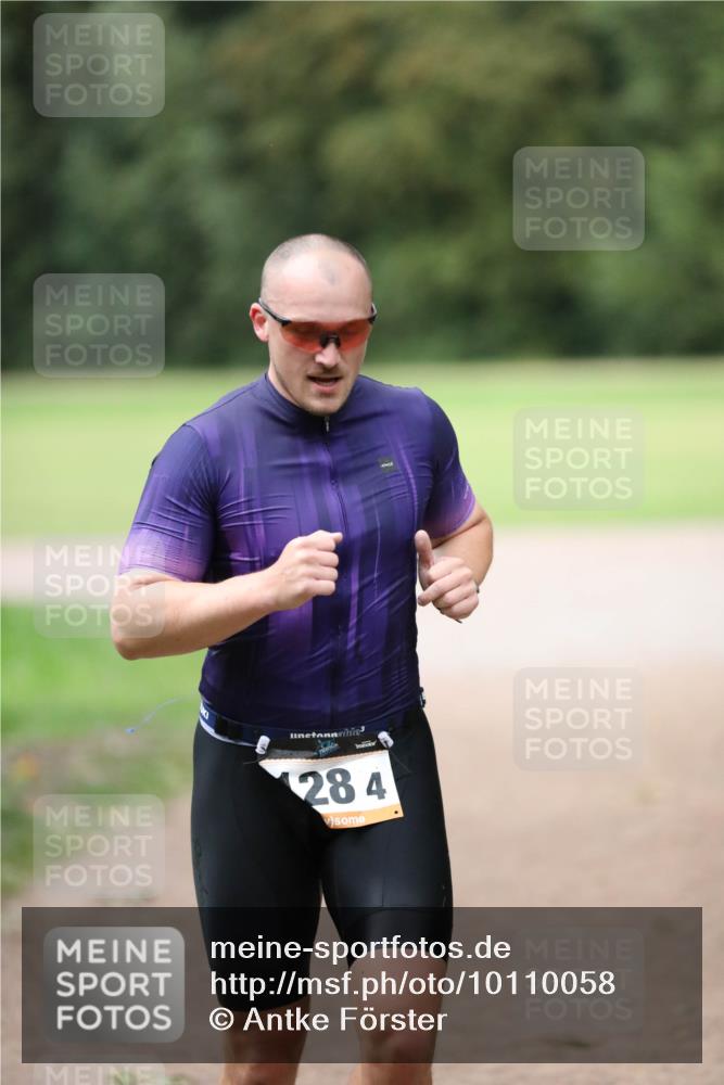 30.08.2026 - Elbe Triathlon Hamburg Antke Förster http://msf.ph/oto/10110058 30.08.2026 16:22:48 Laufen 28, 4 meine-sportfotos.de