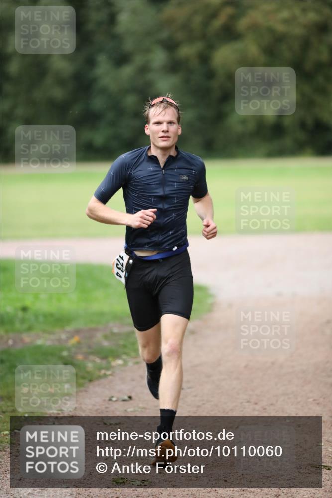 30.08.2026 - Elbe Triathlon Hamburg Antke Förster http://msf.ph/oto/10110060 30.08.2026 16:23:04 Laufen  meine-sportfotos.de