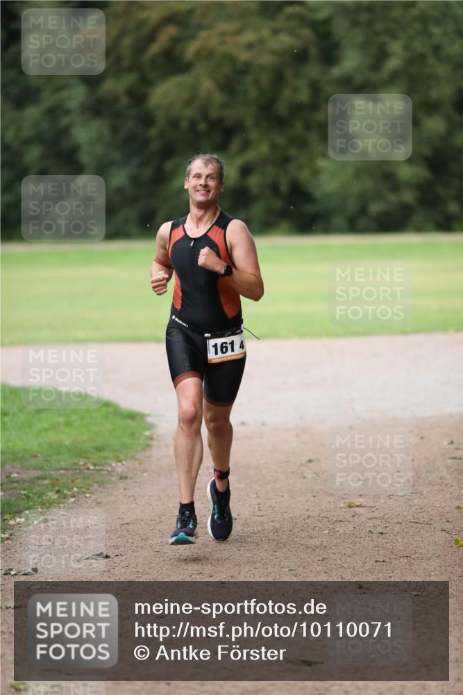 30.08.2026 - Elbe Triathlon Hamburg Antke Förster http://msf.ph/oto/10110071 30.08.2026 16:23:38 Laufen 161, 4 meine-sportfotos.de