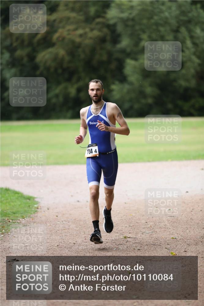 30.08.2026 - Elbe Triathlon Hamburg Antke Förster http://msf.ph/oto/10110084 30.08.2026 16:25:35 Laufen 34, 4 meine-sportfotos.de